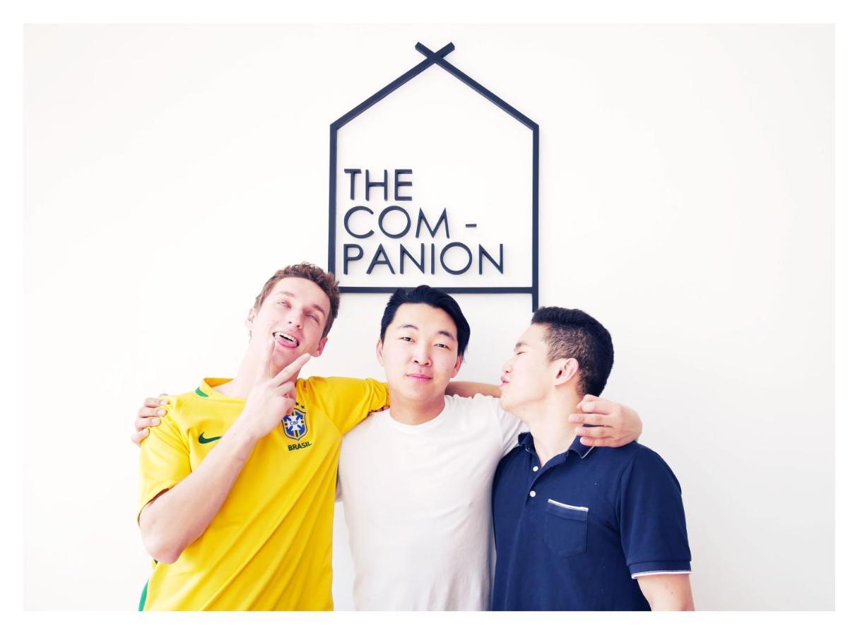 The Companion Vandrarhem Bangkok Exteriör bild